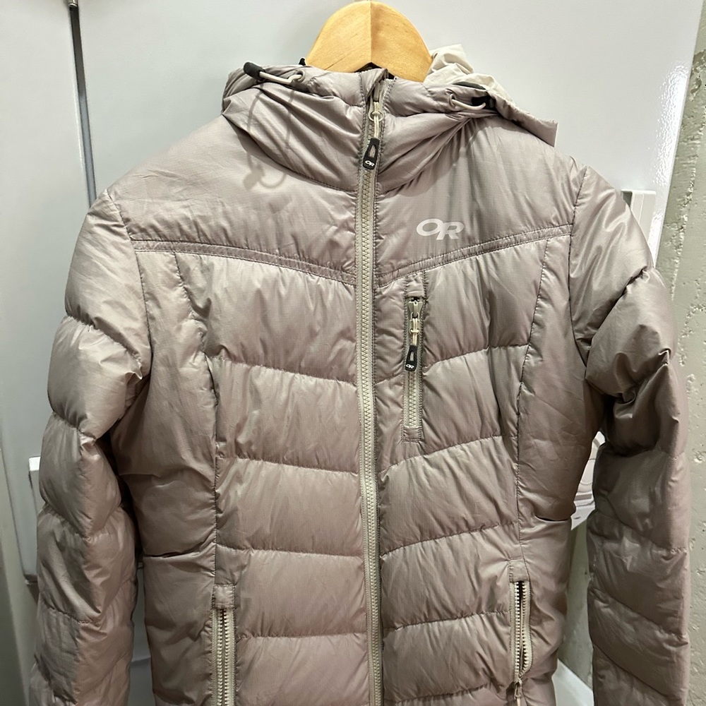 Outdoor research puffer